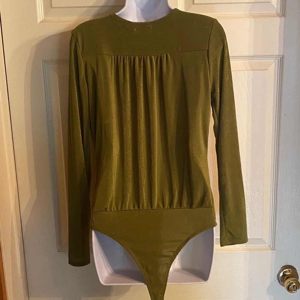 Timing Olive Ribbed Bodysuit - Picture 4 of 6